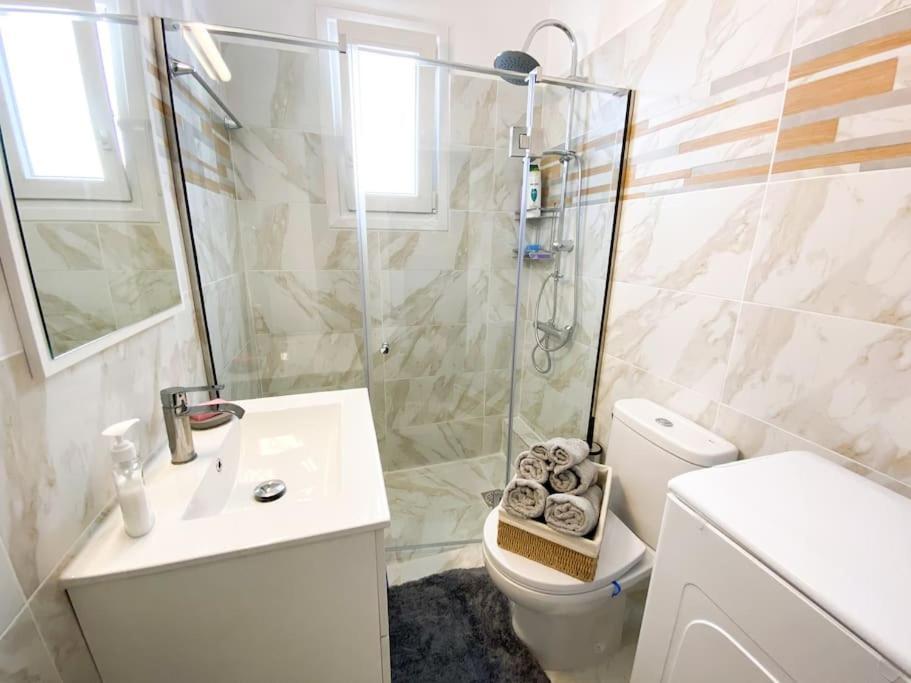6Th Floor Apartment In Victoria Square Athens Exterior photo